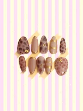 Neutral Brown Leopard Print Press-On Nail Set with Gold Accents